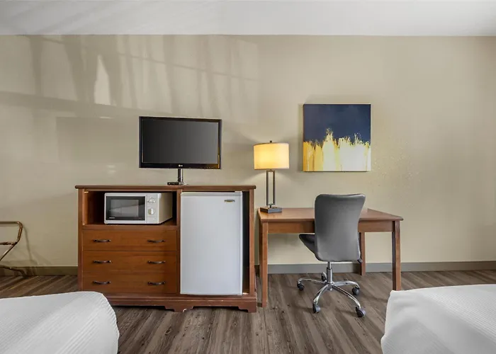 Best Western Woodburn Inn