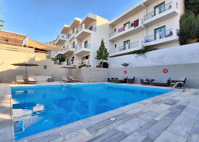Evita'S Resort Poros Town