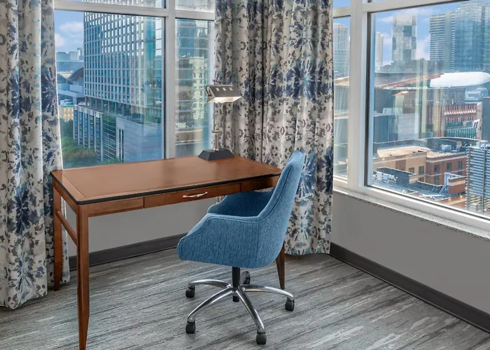 Hilton Garden Inn Nashville Downtown Convention Center