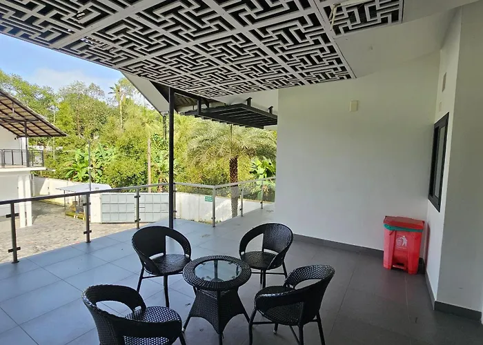 River Terrace Resort And Spa