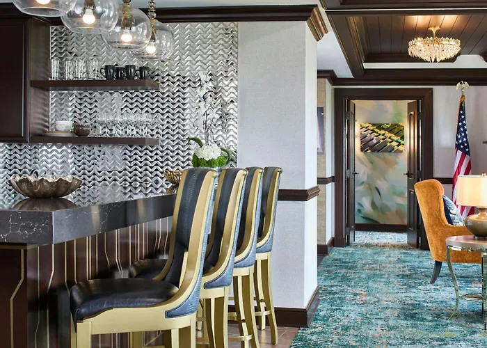 Renaissance Shoals Resort & Spa