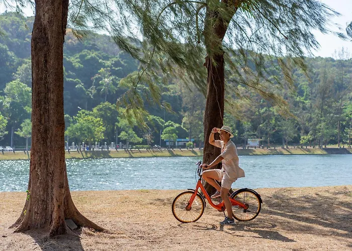 Sunsuri Phuket Resort, Nai Harn Beach