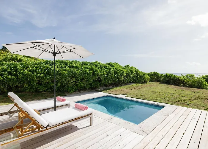 Pink Sands Resort