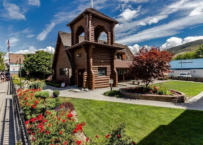 Deep Water Cabin