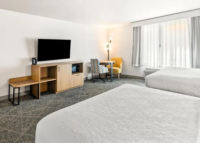 Hampton Inn And Suites Merced
