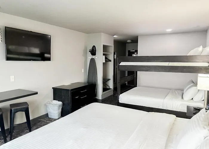 Metropolis Resort - Eau Claire