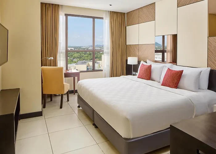 Summit Hotel Tacloban
