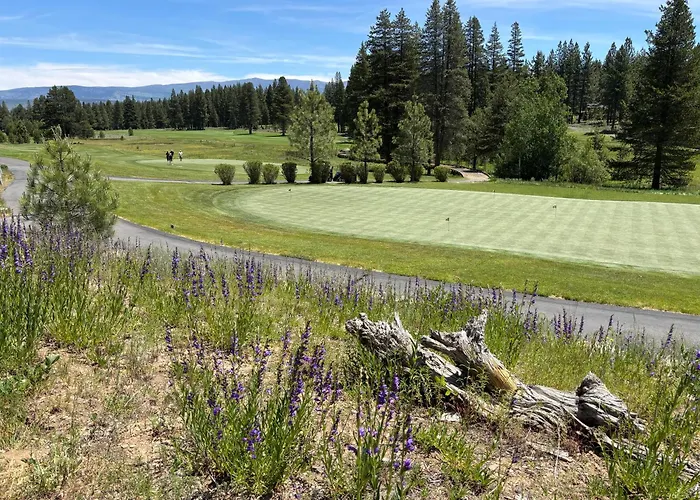 Tahoe Star Hotel