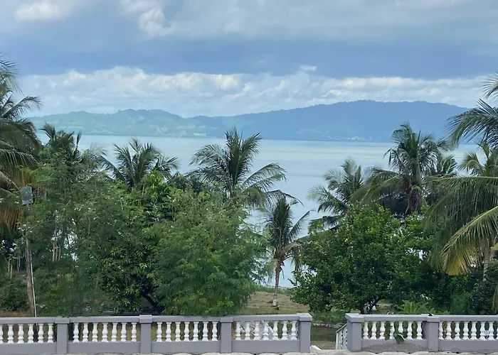 Eleganta Beach Resort