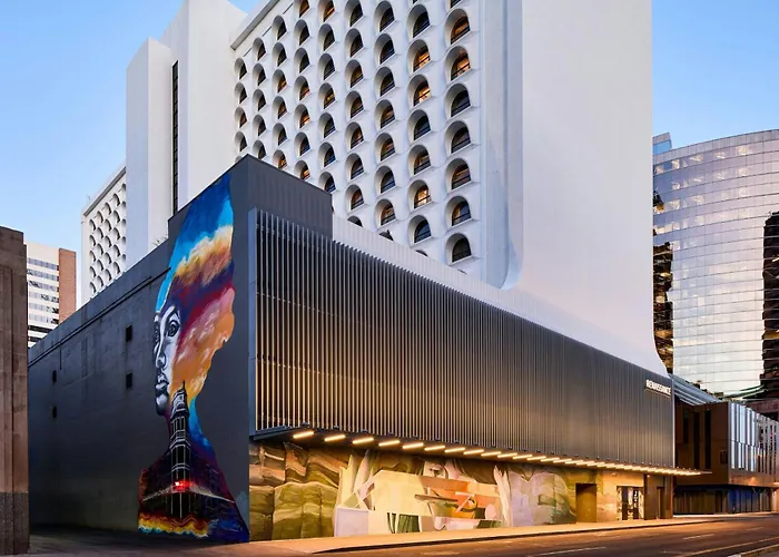 Renaissance Phoenix Downtown Hotel