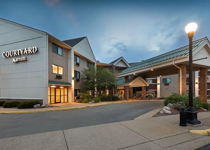 Courtyard La Crosse Downtown/Mississippi Riverfront