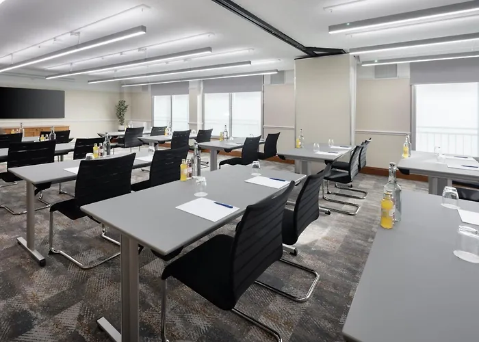 Delta Hotels By Marriott Heathrow Windsor