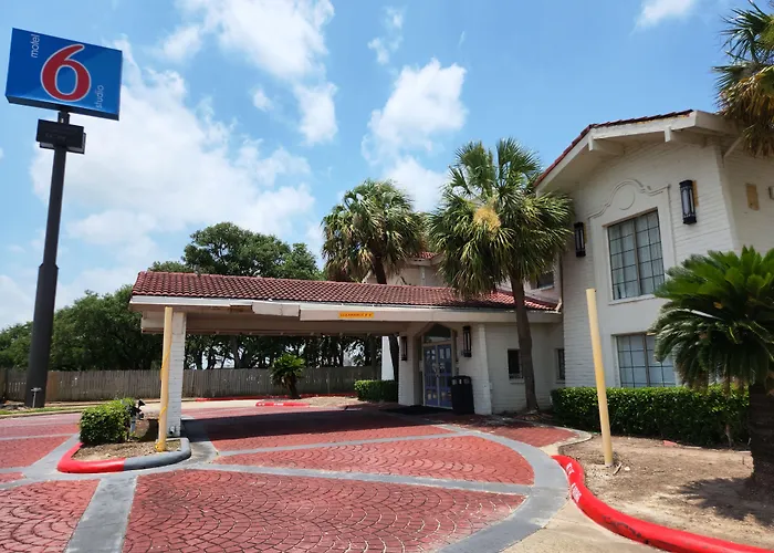 Motel 6-Baytown, Tx - Garth Rd