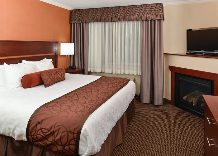 Best Western Plus Landmark Inn