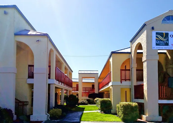 Quality Inn & Suites Crescent City Redwood Coast
