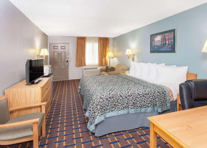 Days Inn By Wyndham Farmer City
