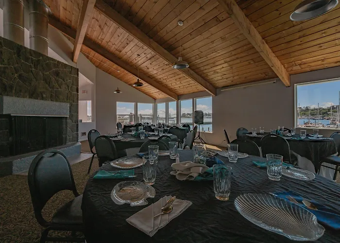 Embarcadero Resort