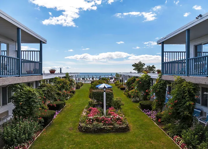 Blue Water Resort