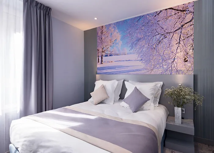Hotel Jardins De Montmartre Parigi