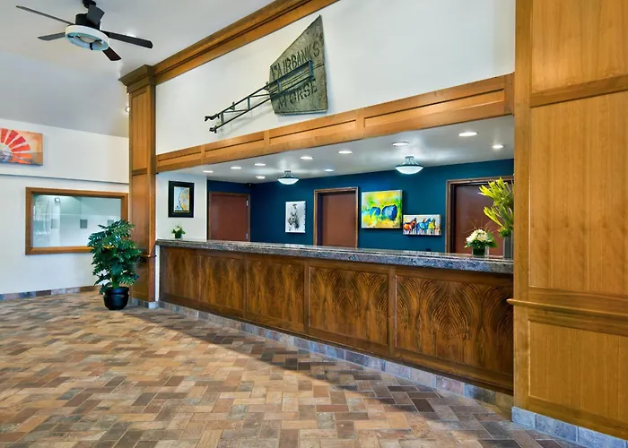 Oxford Suites Hermiston