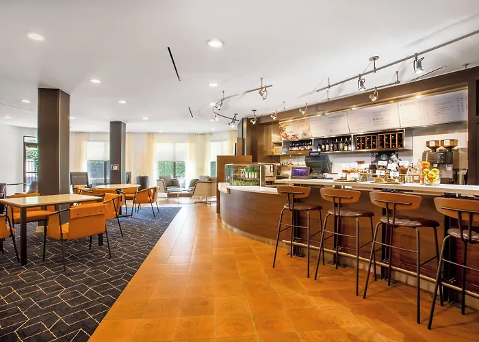 Courtyard By Marriott Orlando Altamonte Springs Maitland