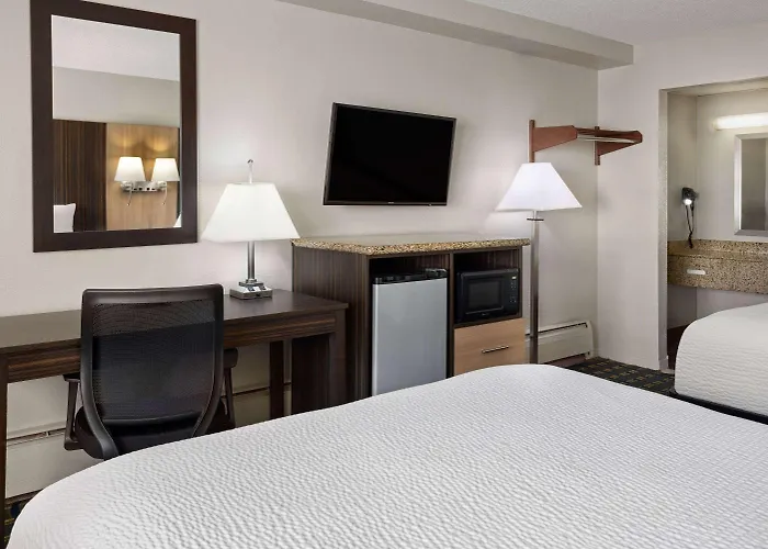 Days Inn By Wyndham Tonawanda/Buffalo
