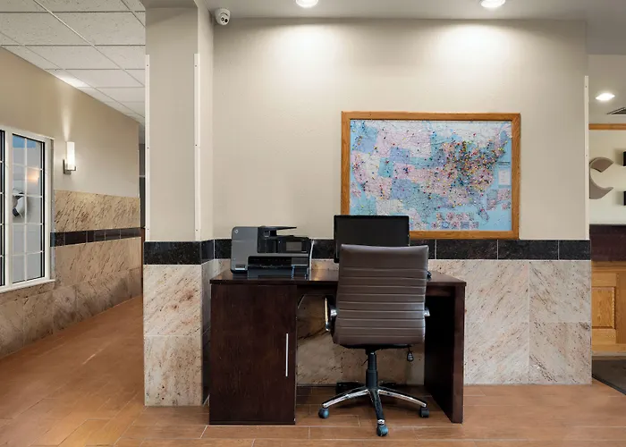 Comfort Inn & Suites Fenton