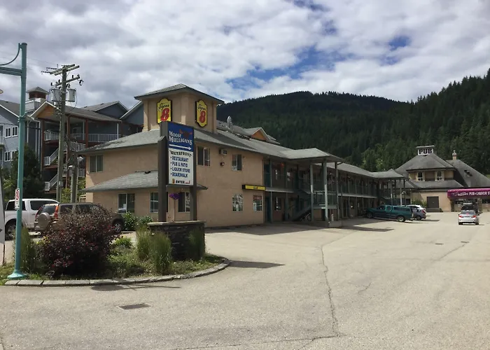 Super 8 By Wyndham Sicamous