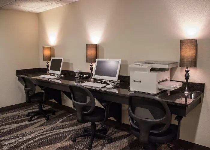 Cobblestone Suites - Oshkosh