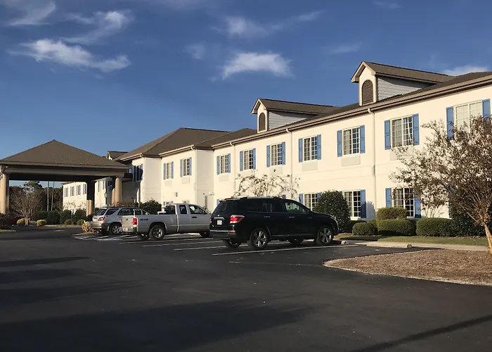 Blue Water Inn & Suites BW Signature Collection