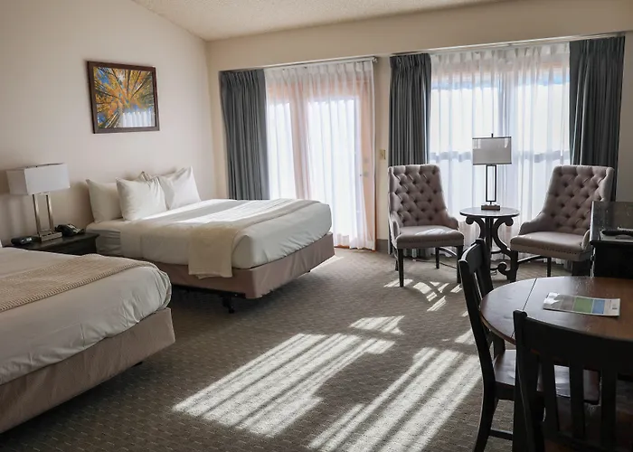 Lone Tree Golf Club And Hotel