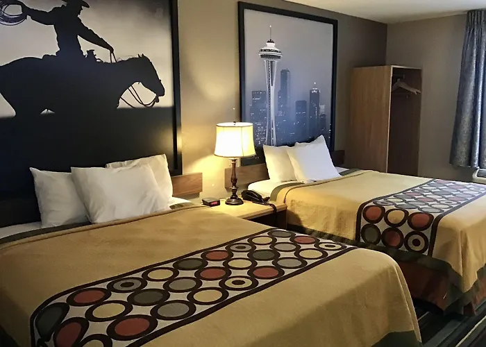 Super 8 By Wyndham Spokane/West