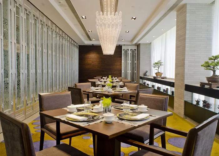 Taj Lands End