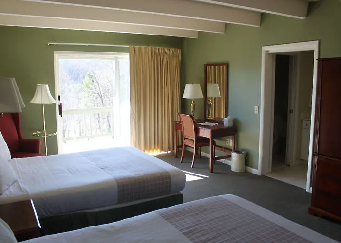 Kingwood Resort & Golf Club