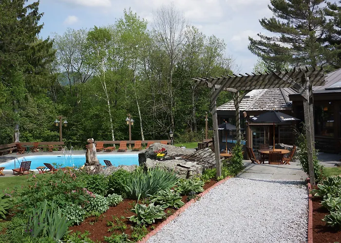 Summit Lodge