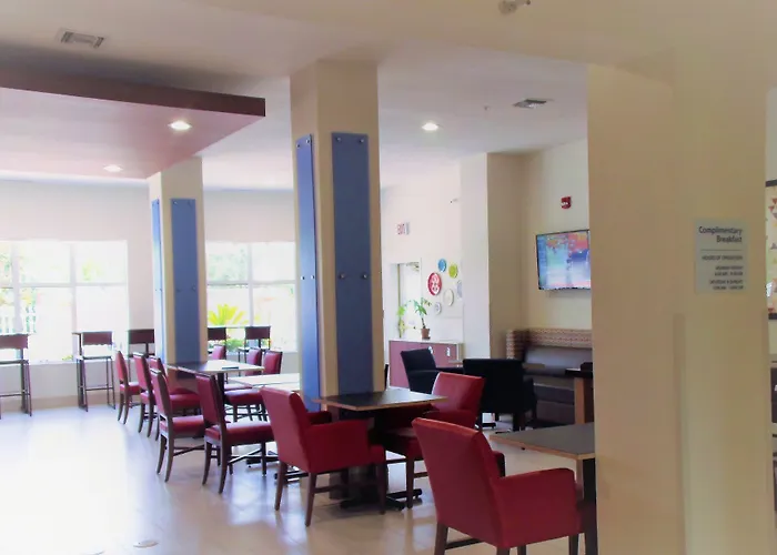 Holiday Inn Express Hotel & Suites Tampa-Fairgrounds-Casino By Ihg