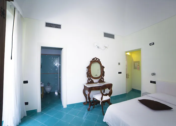 Villa Lara Hotel