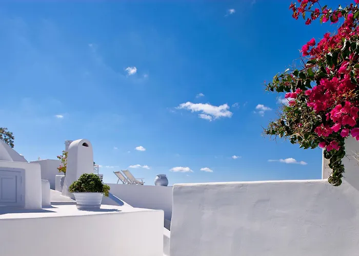 Cliff Side Suites
