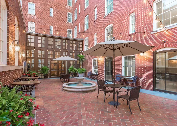 The George Washington - A Wyndham Grand Hotel