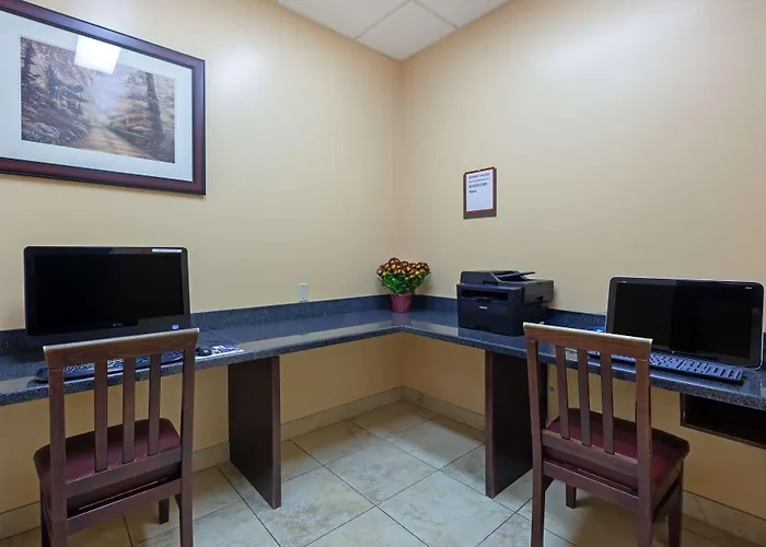 Best Western Plus Muskoka Inn