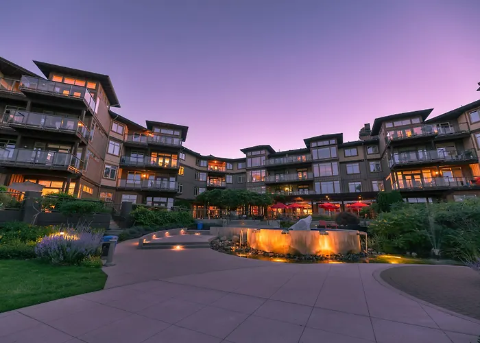The Cove Lakeside Resort