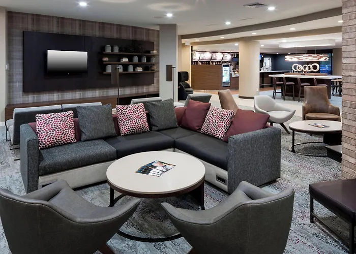 Courtyard By Marriott Suffolk Chesapeake Hotel