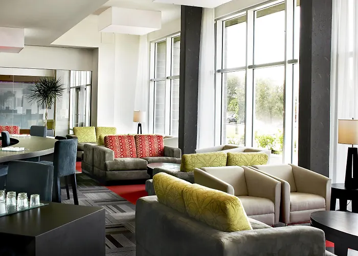 Four Points By Sheraton Levis Convention Centre