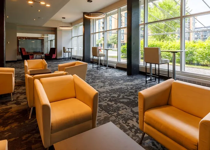 Four Points By Sheraton Levis Convention Centre