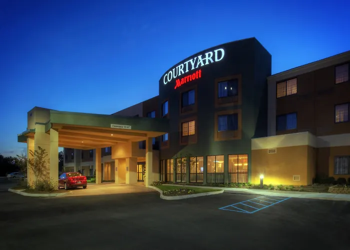 Courtyard By Marriott Johnson City