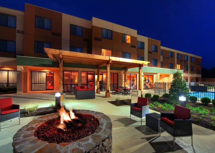 Courtyard By Marriott Johnson City