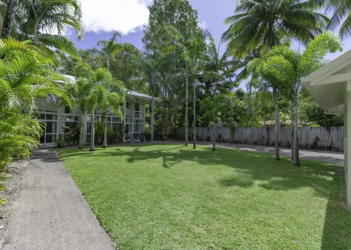 Tropical Nites Holiday Townhouses