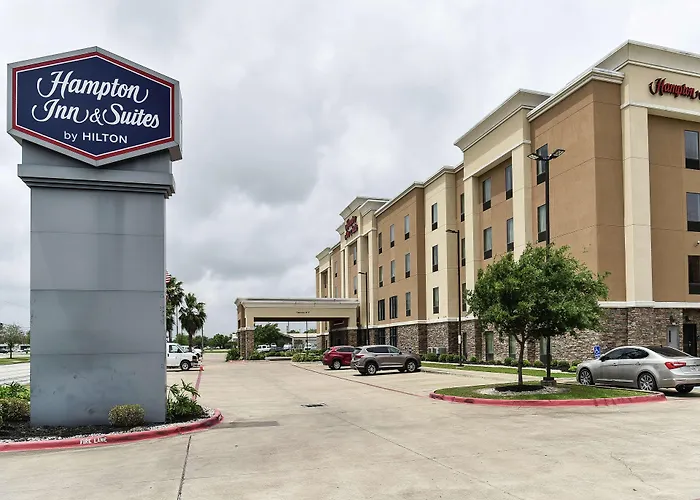 Hampton Inn & Suites Bay City