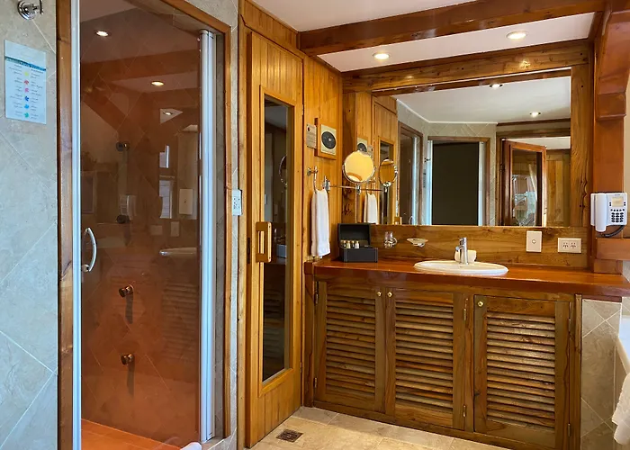 Charming Residences & Suites With Private Spa