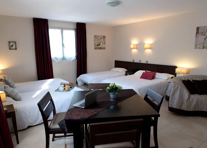 Logis Hostellerie De L'Abbaye